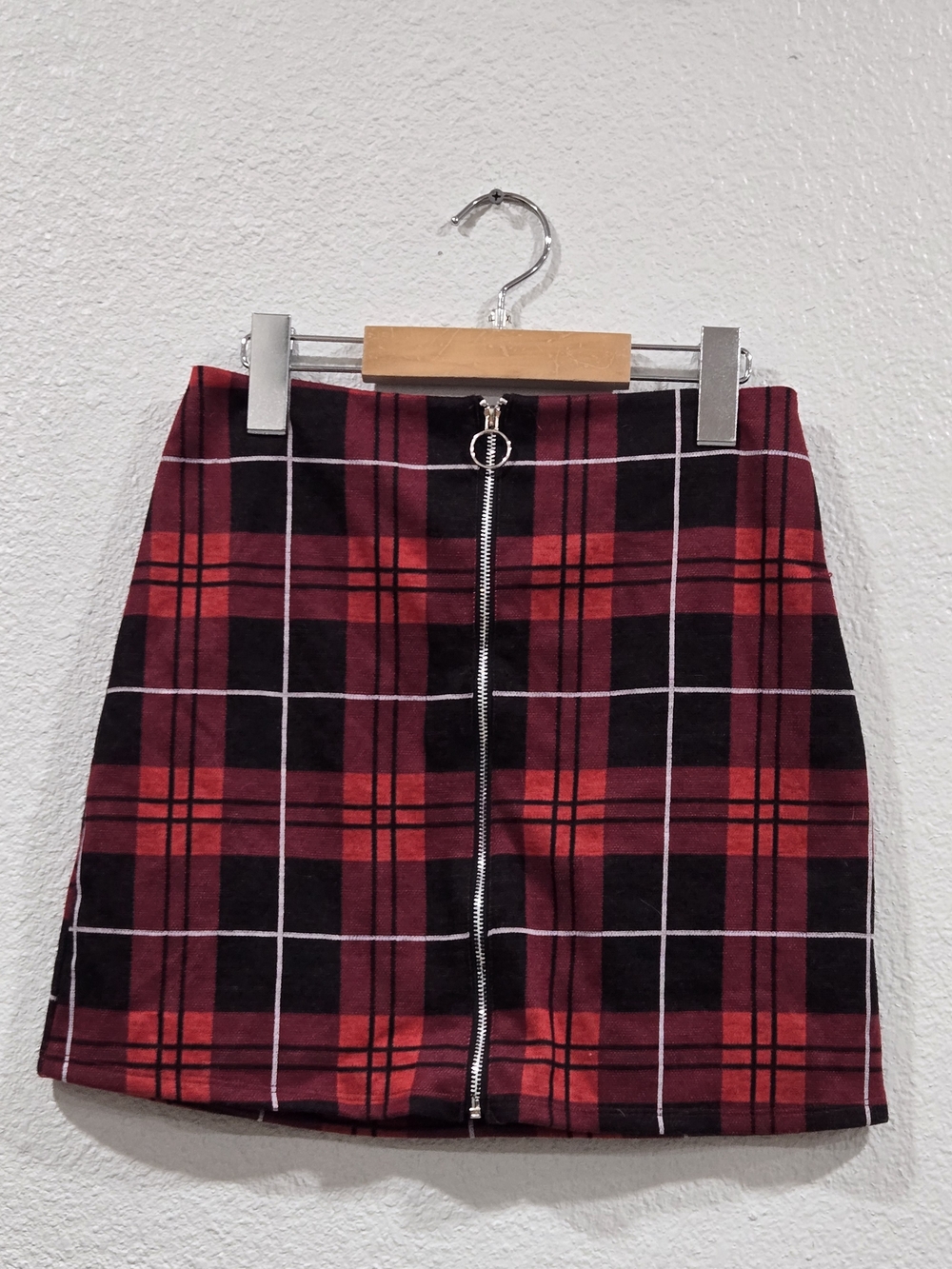 Forever 21 Red & Black Plaid Zip-Front Mini Skirt
